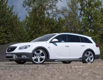 Irmscher Opel Insignia Sports Tourer Cross4 '2012–13