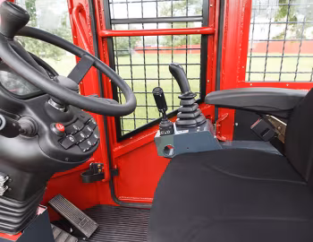 Interior IRUM TAF 2012 G '09.2016–07.2017