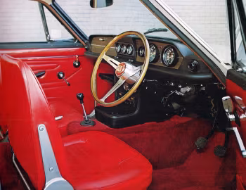 Интерьер Isuzu Bellett 1600GT (PR91) '09.1967–08.1969
