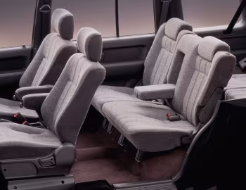 Интерьер Isuzu Bighorn '12.1991–01.1998