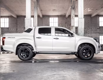 Isuzu D-Max "Akoya" (RT50) '2016