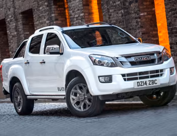 Isuzu D-Max "Blade" [UK-spec] (RT50) '04.2014