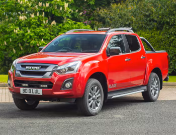 Isuzu D-Max Blade [UK-spec] '04.2017–02.2021