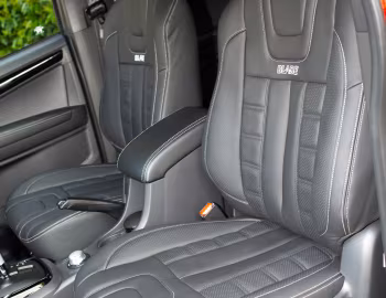 Интерьер Isuzu D-Max Blade [UK-spec] '04.2017–02.2021
