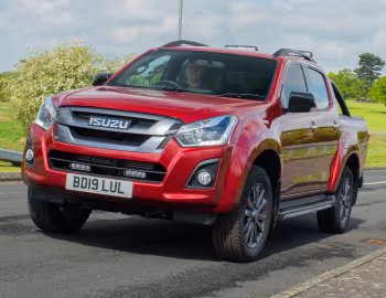 Isuzu D-Max Blade [UK-spec] '04.2017–02.2021