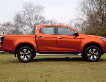 Isuzu D-Max DL40 Double Cab [UK-spec] '03.2021–23