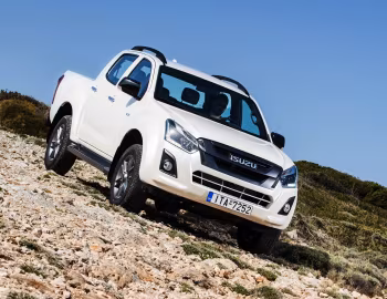 Isuzu D-Max Double Cab [EU-spec] '2017–20