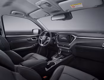 Интерьер Isuzu D-Max Double Cab [China] '05.2021