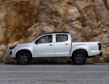 Isuzu D-Max Double Cab [EU-spec] '2017–20