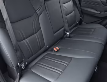 Интерьер Isuzu D-Max eV-Cross Double Cab [UK-spec] '2026