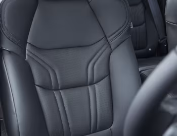 Интерьер Isuzu D-Max eV-Cross Double Cab [UK-spec] '2026