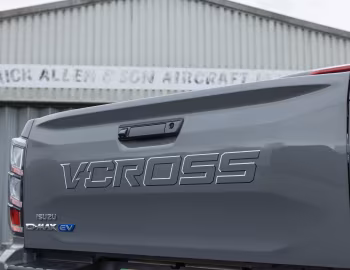 Isuzu D-Max eV-Cross Double Cab [UK-spec] '2026