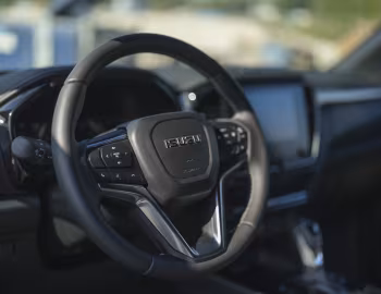 Интерьер Isuzu D-Max EV Double Cab [EU-spec] '2025–н.в.