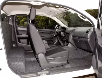 Интерьер Isuzu D-Max Extended Cab [Worldwide] (RT50) '2012–17