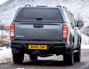 Isuzu D-Max Huntsman [UK-spec] '2017–02.2021