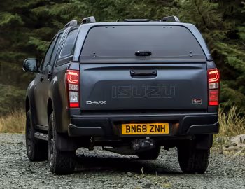 Isuzu D-Max Huntsman [UK-spec] '2017–02.2021
