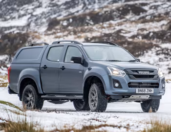 Isuzu D-Max Huntsman [UK-spec] '2017–02.2021