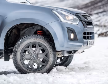 Isuzu D-Max Huntsman [UK-spec] '2017–02.2021