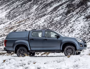 Isuzu D-Max Huntsman [UK-spec] '2017–02.2021