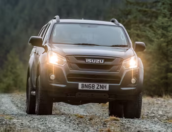 Isuzu D-Max Huntsman [UK-spec] '2017–02.2021