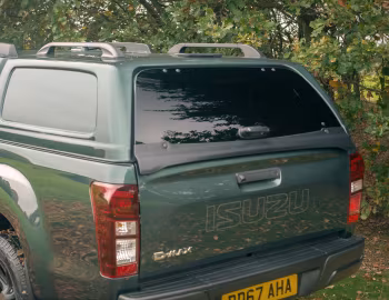 Isuzu D-Max Huntsman [UK-spec] '2017–02.2021