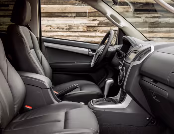 Интерьер Isuzu D-Max "Katana" (RT50) '2015