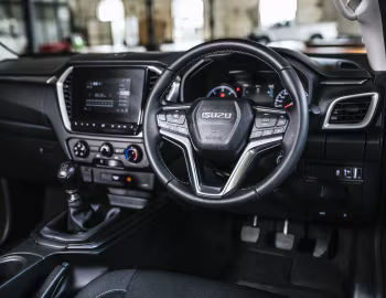 Торпедо Isuzu D-Max LSE 4×4 Double Cab [South Africa] '2022–н.в.