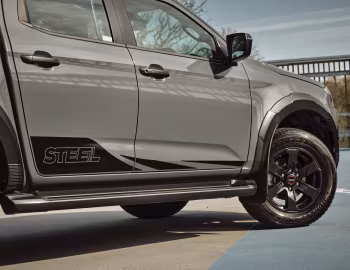 Isuzu D-Max "Steel Edition" Double Cab [UK-spec] '2025