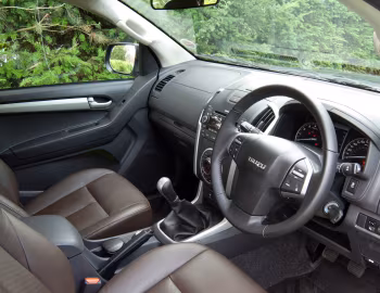 Интерьер Isuzu D-Max Utah [UK-spec] (RT50) '06.2012–17