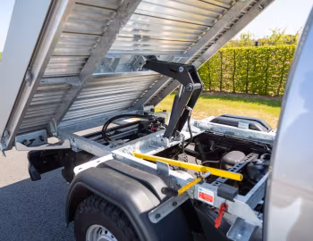 Isuzu D-Max Utility Extended Cab Tipper [UK-spec] '2020–02.2021