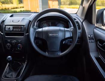 Интерьер Isuzu D-Max Utility Extended Cab Tipper [UK-spec] '2020–02.2021
