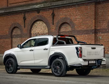 Isuzu D-Max V-Cross LSE [EU-spec] '2021–н.в.