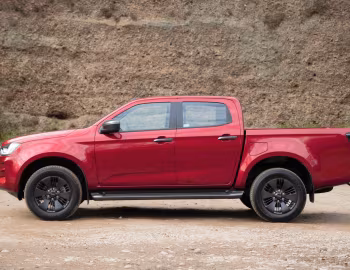 Isuzu D-Max V-Cross 4×4 Double Cab [UK-spec] '03.2021–23