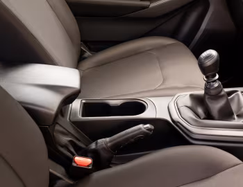 Интерьер Isuzu D-Max V-Cross 4×4 Double Cab [South Africa] '2026