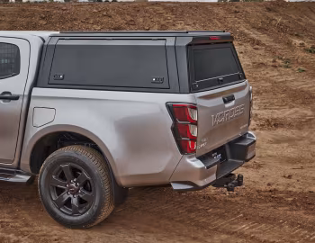 Isuzu D-Max V-Cross Commercial [UK-spec] '2025–н.в.