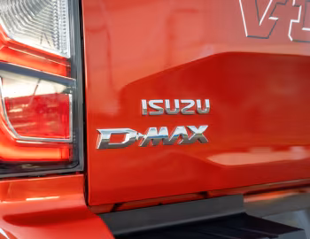 Isuzu D-Max V-Cross Double Cab [UK-spec] '2025–н.в.