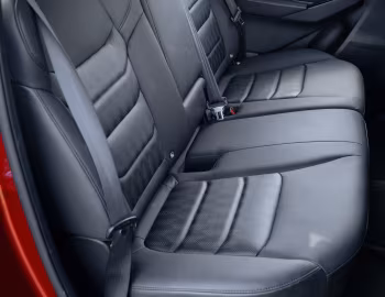 Интерьер Isuzu D-Max V-Cross Double Cab [UK-spec] '2025–н.в.