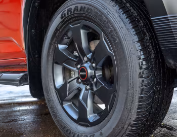 Isuzu D-Max V-Cross Double Cab [UK-spec] '2025–н.в.