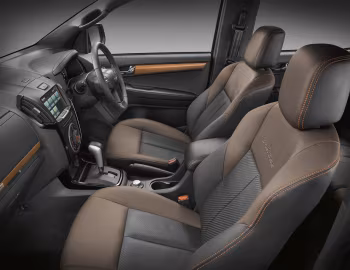 Интерьер Isuzu D-Max V-Cross Max 4×4 [Thailand] '10.2017–10.2018