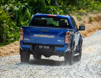 Isuzu D-Max V-Cross X-Terrain Double Cab [Malaysia] '04.2021–н.в.