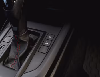 Интерьер Isuzu D-Max "X-Rider Black" [South Africa] '2025