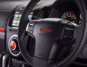 Интерьер Isuzu D-Max "X-Runner" Double Cab [Australia] '05.2019–20
