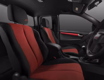 Интерьер Isuzu D-Max X-Series Speed Spacecab [Thailand] '01.2018–10.2019