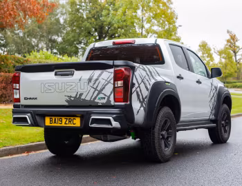 Isuzu D-Max XTR [UK-spec] '2019–21