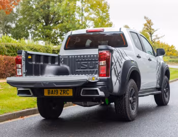 Isuzu D-Max XTR [UK-spec] '2019–21