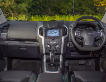Торпедо Isuzu D-Max XTR [UK-spec] '2019–21