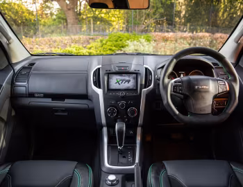 Торпедо Isuzu D-Max XTR "Colour Edition" [UK-spec] '2020–02.2021