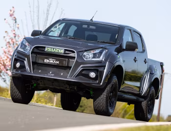 Isuzu D-Max XTR "Colour Edition" [UK-spec] '2020–02.2021