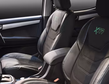 Интерьер Isuzu D-Max XTR Prototype [UK-spec] '04.2019