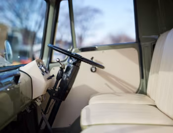 Интерьер Isuzu Elf Pickup Truck '1964–65